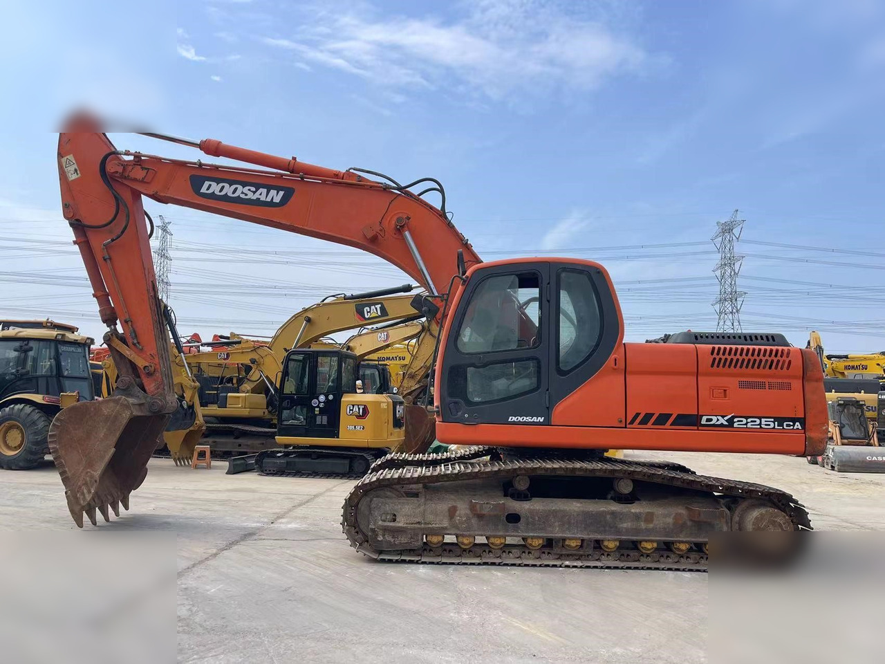 DOOSAN DX225 LCA - Багер гасеничар: слика 1 DOOSAN DX225 LCA - Багер гасеничар: слика 1