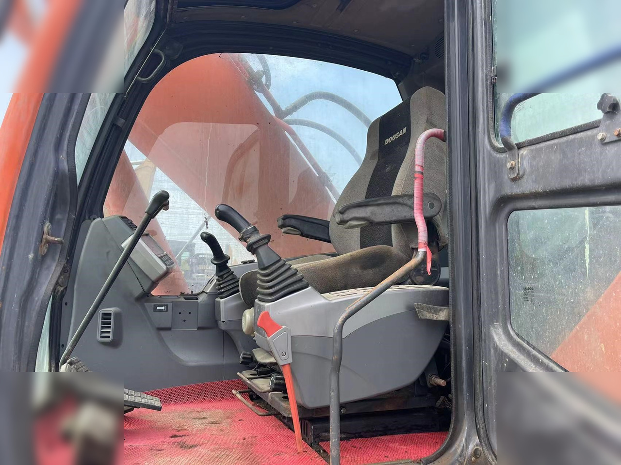 DOOSAN DX225 LCA - Багер гасеничар: слика 4 DOOSAN DX225 LCA - Багер гасеничар: слика 4