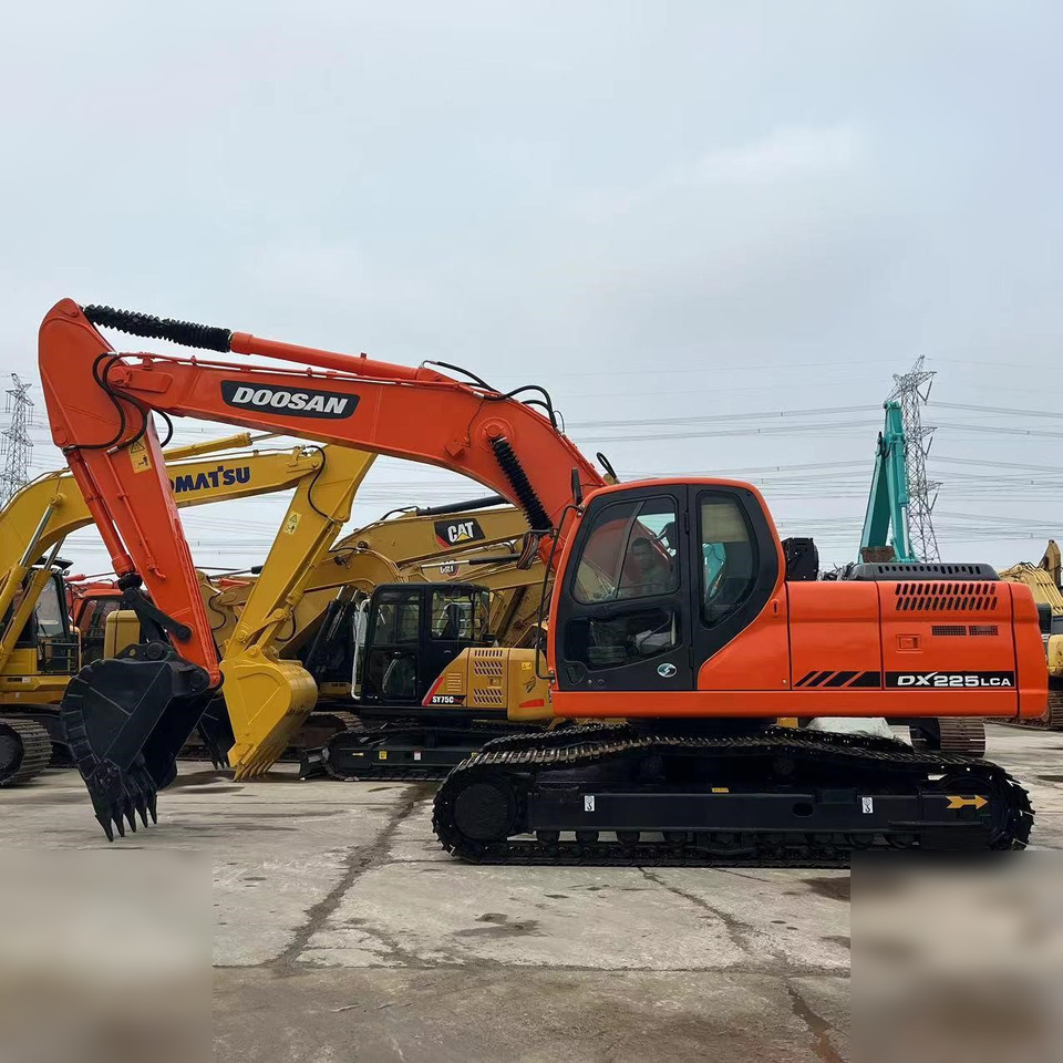 DOOSAN DX225 LCA - Багер гасеничар: слика 1 DOOSAN DX225 LCA - Багер гасеничар: слика 1
