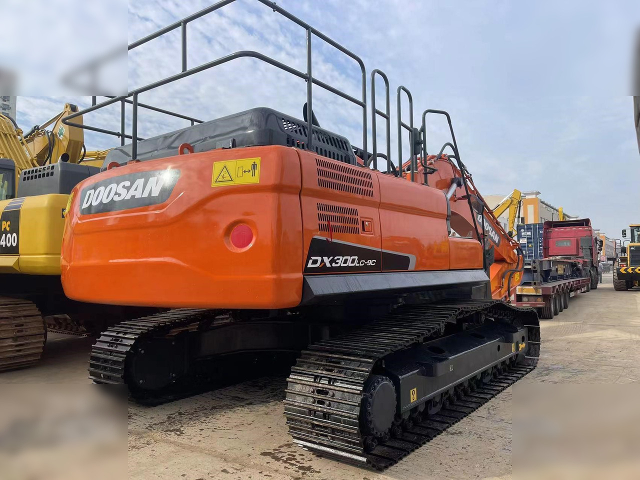 DOOSAN DX300 LCA - Багер гасеничар: слика 3 DOOSAN DX300 LCA - Багер гасеничар: слика 3
