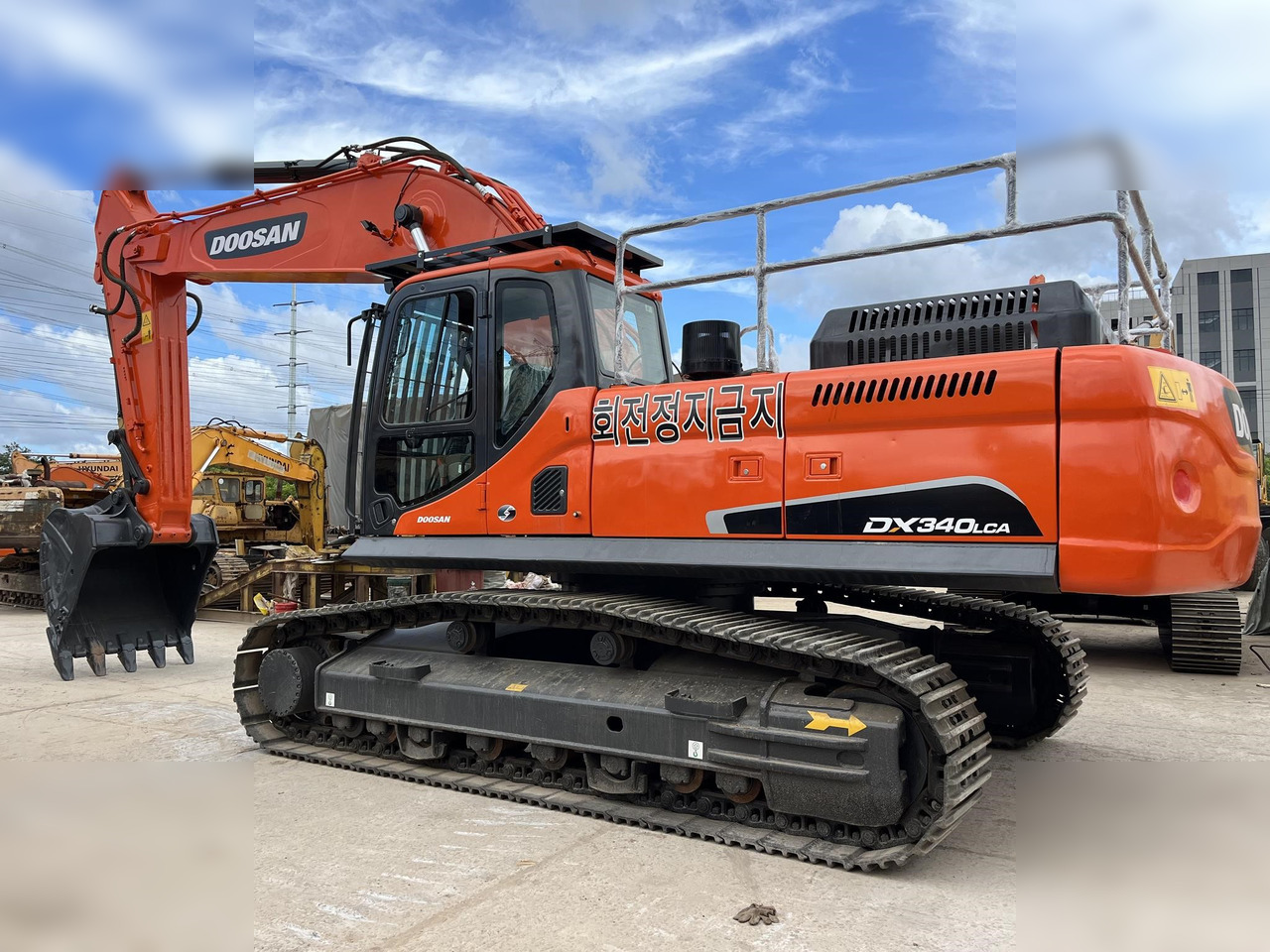 DOOSAN DX340 LCA - Багер гасеничар: слика 3 DOOSAN DX340 LCA - Багер гасеничар: слика 3