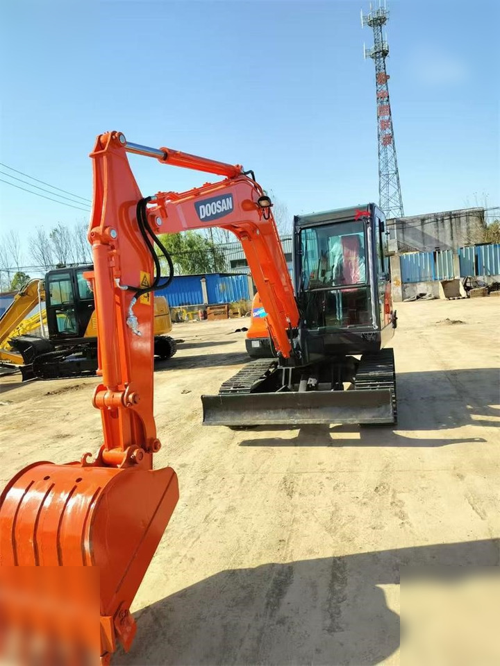 DOOSAN DX60-9C - Багер гасеничар: слика 4 DOOSAN DX60-9C - Багер гасеничар: слика 4