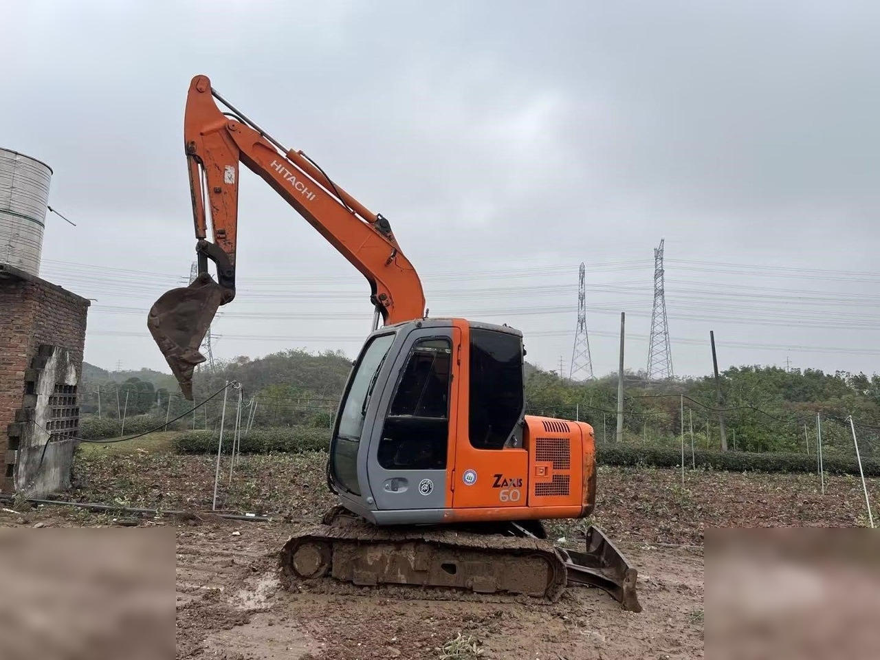 HITACHI ZX60 - Багер гасеничар: слика 1 HITACHI ZX60 - Багер гасеничар: слика 1
