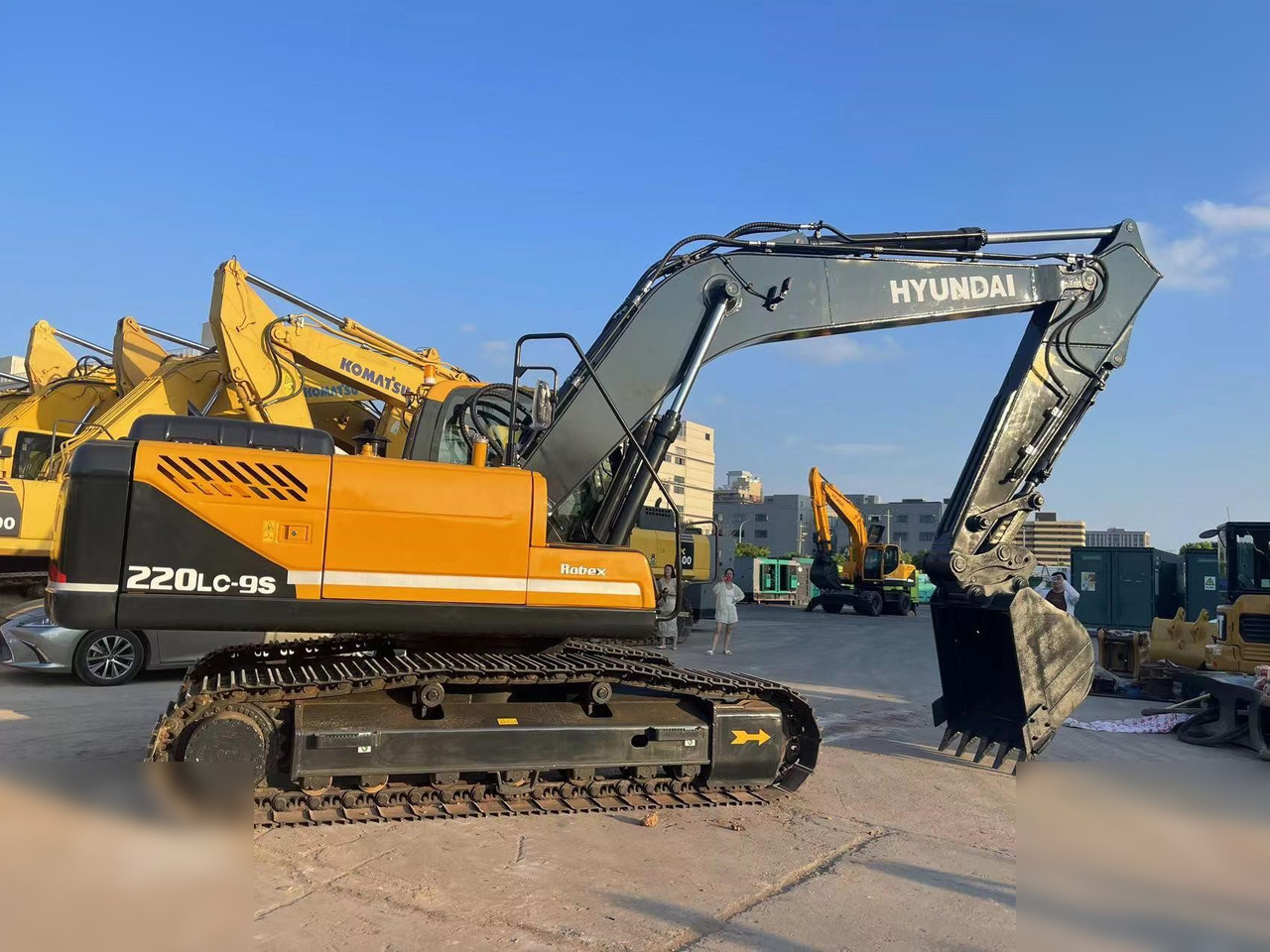 HYUNDAI ROBEX 220 LC-9S - Багер гасеничар: слика 2 HYUNDAI ROBEX 220 LC-9S - Багер гасеничар: слика 2