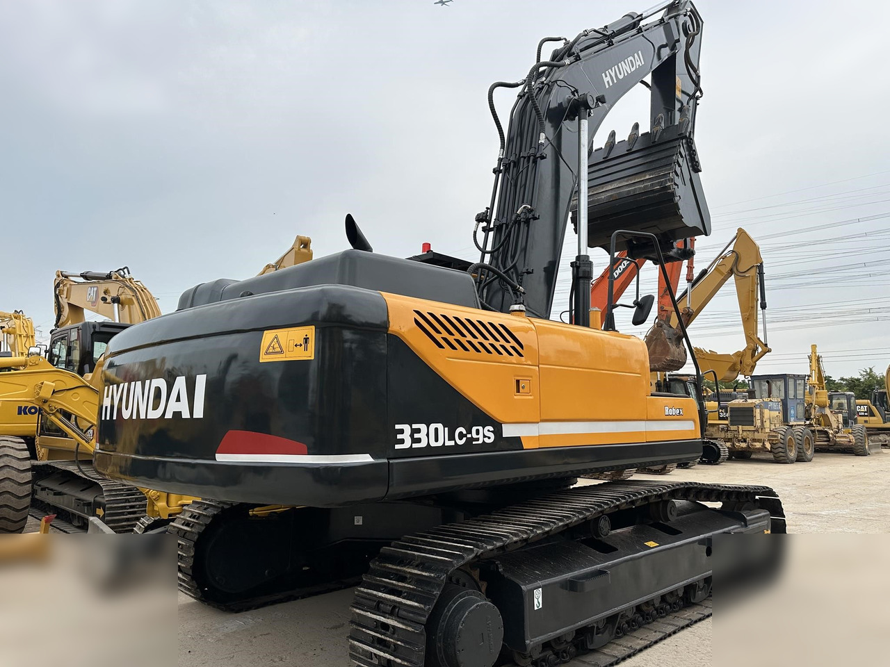 HYUNDAI ROBEX 330 LC-9S - Багер гасеничар: слика 2 HYUNDAI ROBEX 330 LC-9S - Багер гасеничар: слика 2