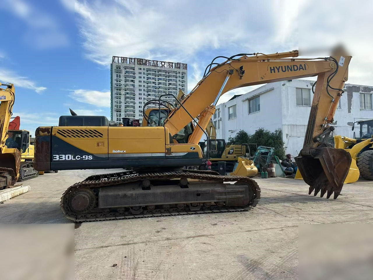 HYUNDAI ROBEX 330 LC-9S - Багер гасеничар: слика 2 HYUNDAI ROBEX 330 LC-9S - Багер гасеничар: слика 2