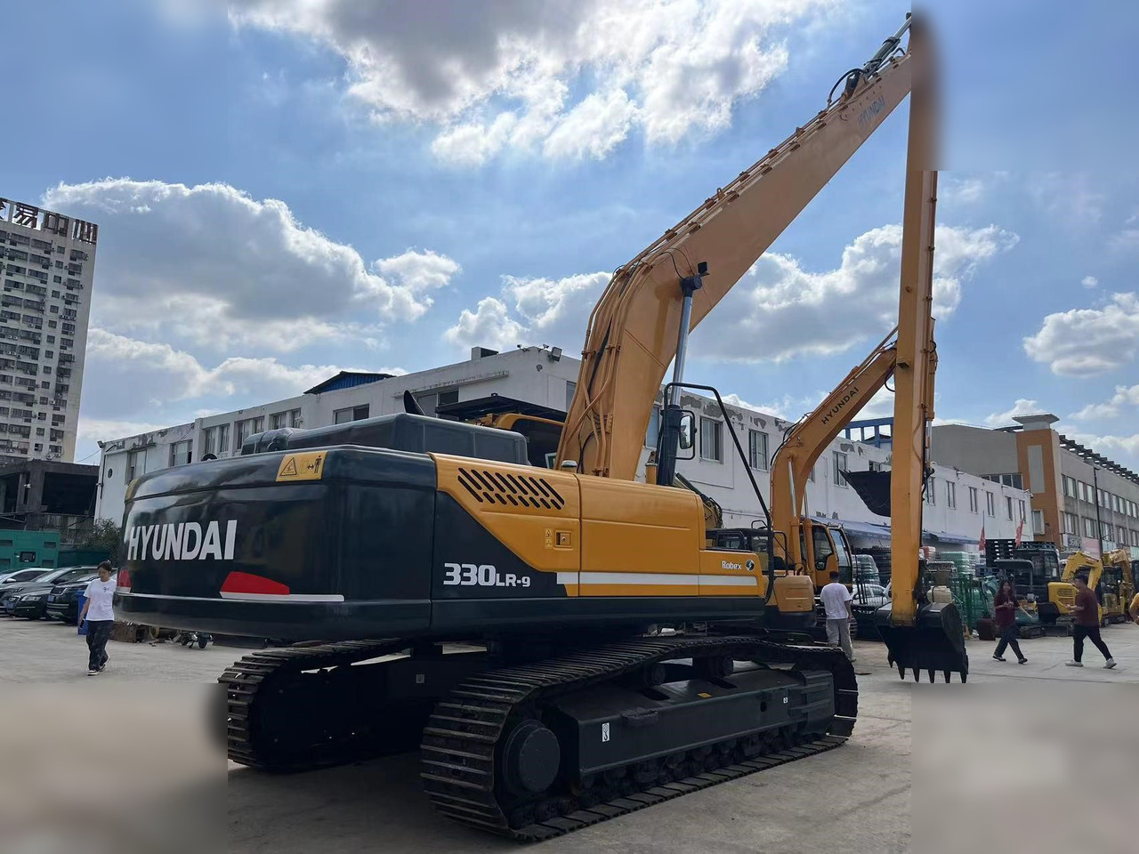 HYUNDAI ROBEX 330 LC-9S - Багер гасеничар: слика 2 HYUNDAI ROBEX 330 LC-9S - Багер гасеничар: слика 2