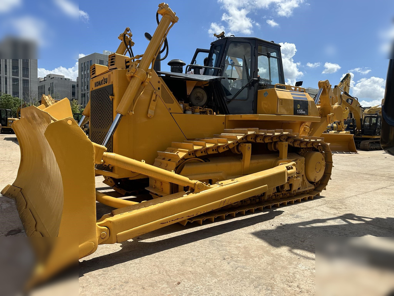 KOMATSU D155A-5 - Булдожер: слика 3 KOMATSU D155A-5 - Булдожер: слика 3