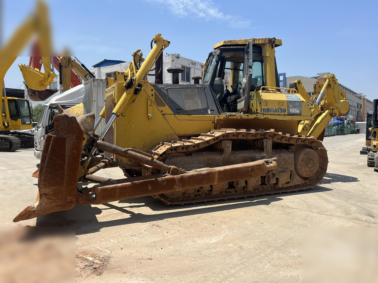 KOMATSU D155A-5 - Булдожер: слика 2 KOMATSU D155A-5 - Булдожер: слика 2