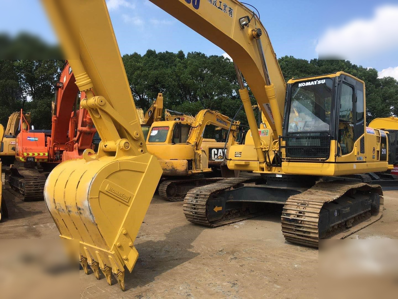 KOMATSU PC210-8N1 - Багер гасеничар: слика 1 KOMATSU PC210-8N1 - Багер гасеничар: слика 1