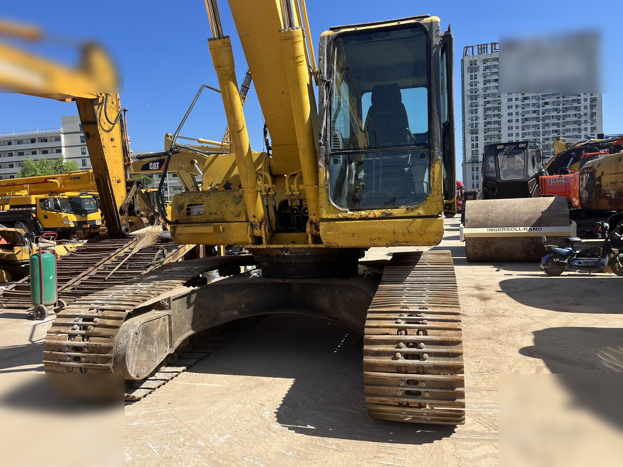 KOMATSU PC220-7 - Багер гасеничар: слика 5 KOMATSU PC220-7 - Багер гасеничар: слика 5