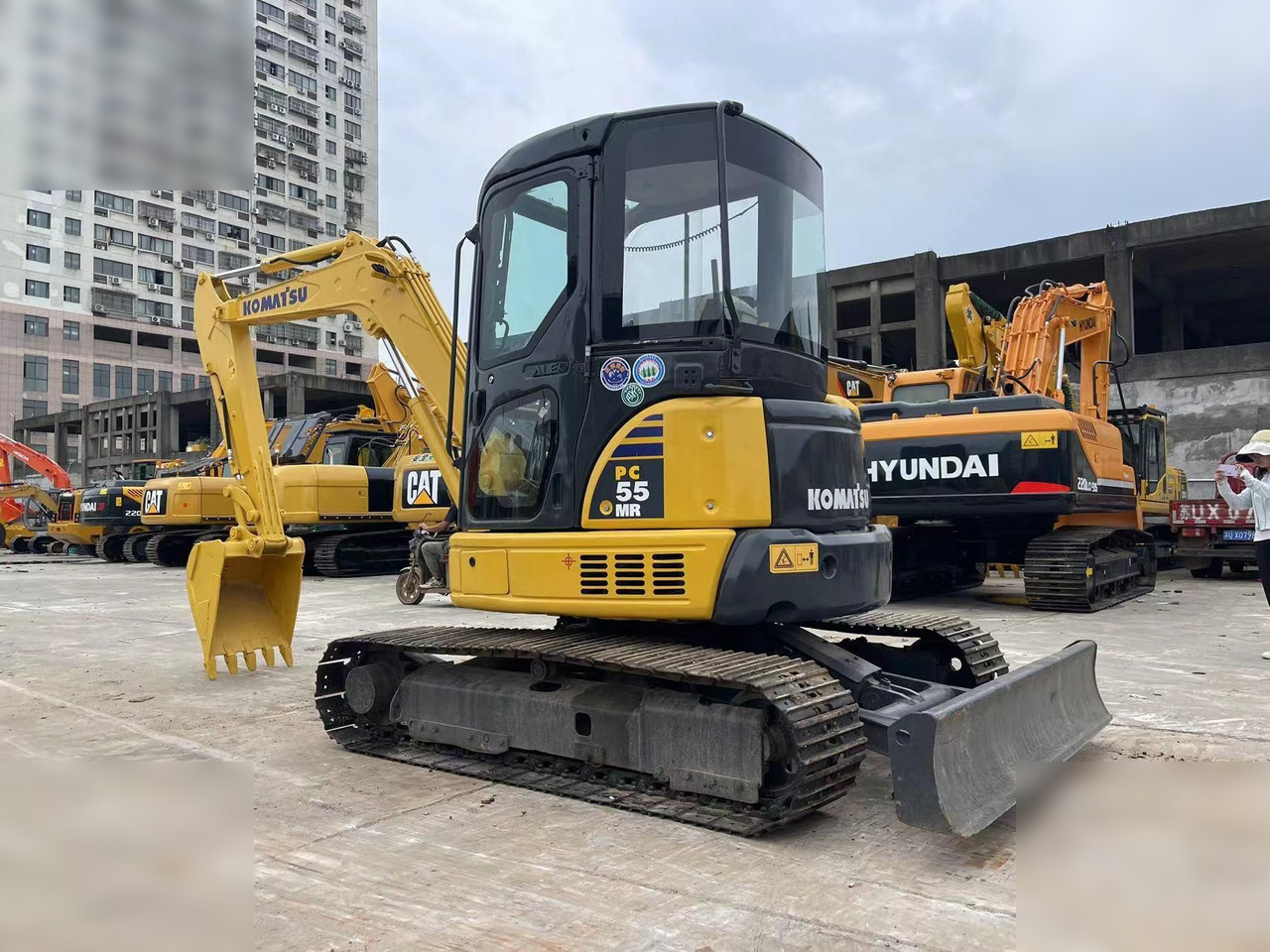 Мини багер KOMATSU PC55MR-2: слика 6