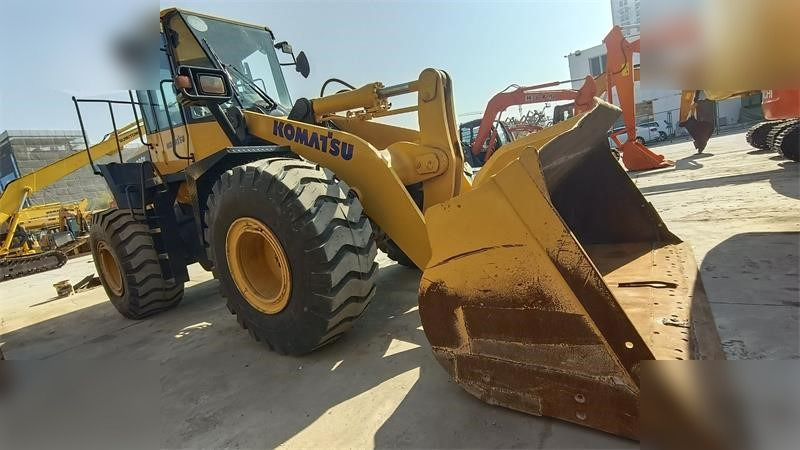 KOMATSU WA380Z-6 - Натоварувач на тркала: слика 5 KOMATSU WA380Z-6 - Натоварувач на тркала: слика 5