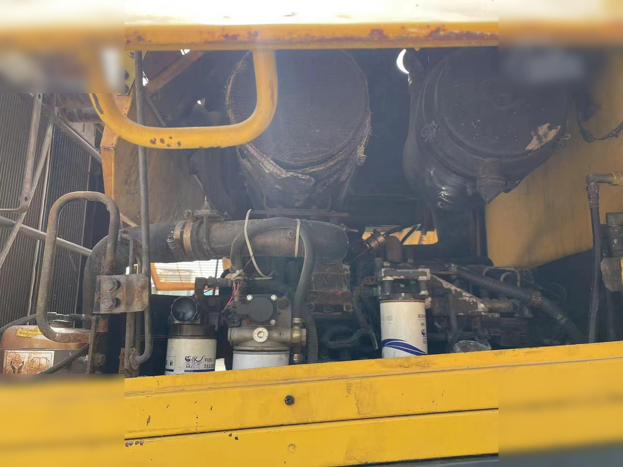 KOMATSU WA380Z-6 - Натоварувач на тркала: слика 5 KOMATSU WA380Z-6 - Натоварувач на тркала: слика 5