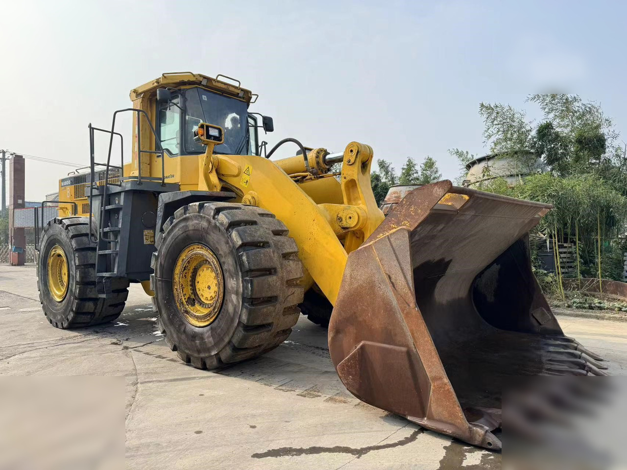 KOMATSU WA600-3 - Натоварувач на тркала: слика 5 KOMATSU WA600-3 - Натоварувач на тркала: слика 5