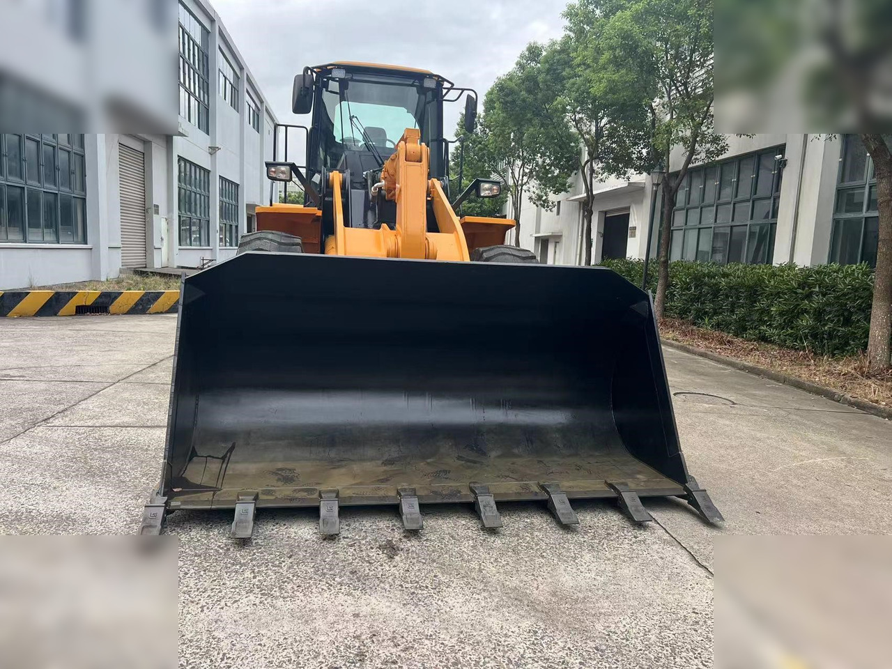 LIUGONG 856H - Натоварувач на тркала: слика 2 LIUGONG 856H - Натоварувач на тркала: слика 2