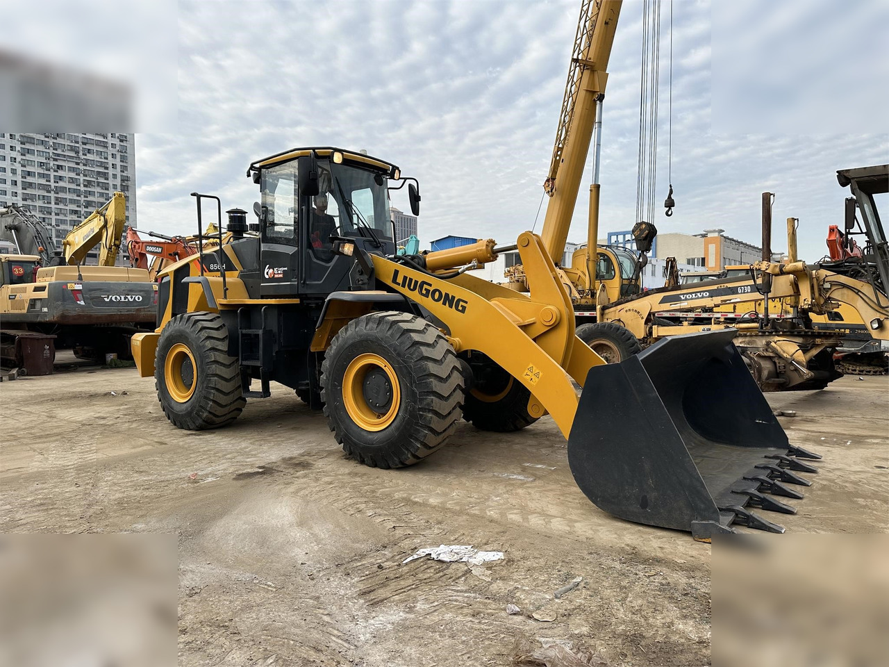 LIUGONG 856H - Натоварувач на тркала: слика 1 LIUGONG 856H - Натоварувач на тркала: слика 1
