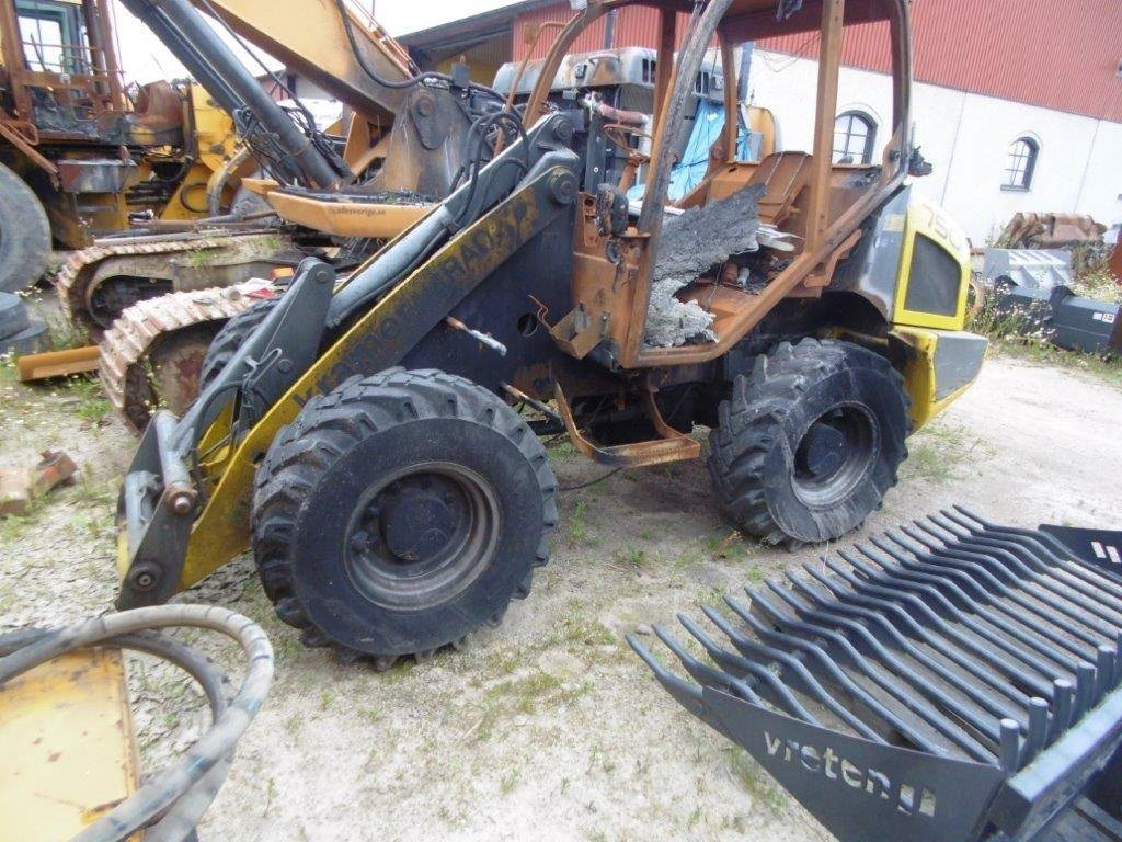 Kramer 750 delar - Натоварувач: слика 1 Kramer 750 delar - Натоварувач: слика 1