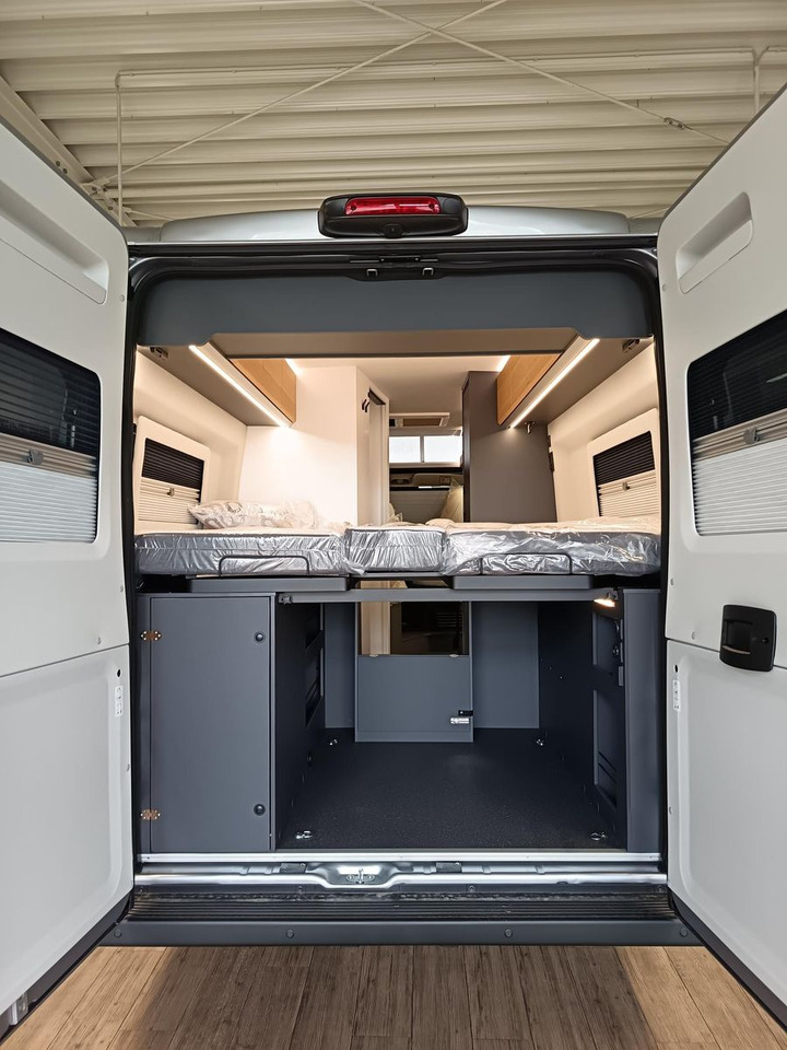 Кампер комбе Adria Twin "60Y" 640 SLB*180 PS*4,25t MAXI*COMBI D 6E*: слика 7 Кампер комбе Adria Twin "60Y" 640 SLB*180 PS*4,25t MAXI*COMBI D 6E*: слика 7