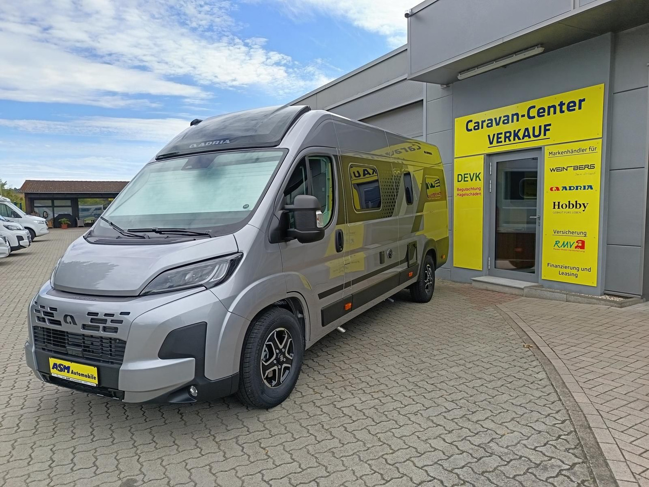 Adria Twin "60Y" 640 SLB 4,25MAXI*JUBILEE*MARKISE*LED - Кампер комбе: слика 3 Adria Twin "60Y" 640 SLB 4,25MAXI*JUBILEE*MARKISE*LED - Кампер комбе: слика 3