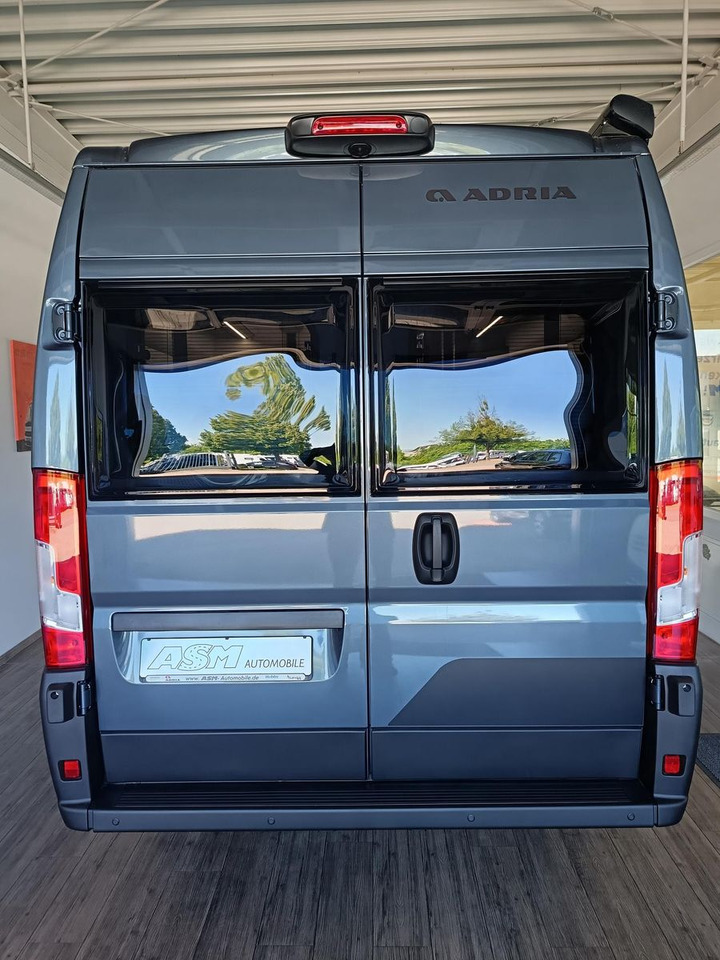 Лизинг на  Adria Twin Edition 640 SGX Maxi 132kW*138L KÜHLSCHRANK Adria Twin Edition 640 SGX Maxi 132kW*138L KÜHLSCHRANK: слика 7
