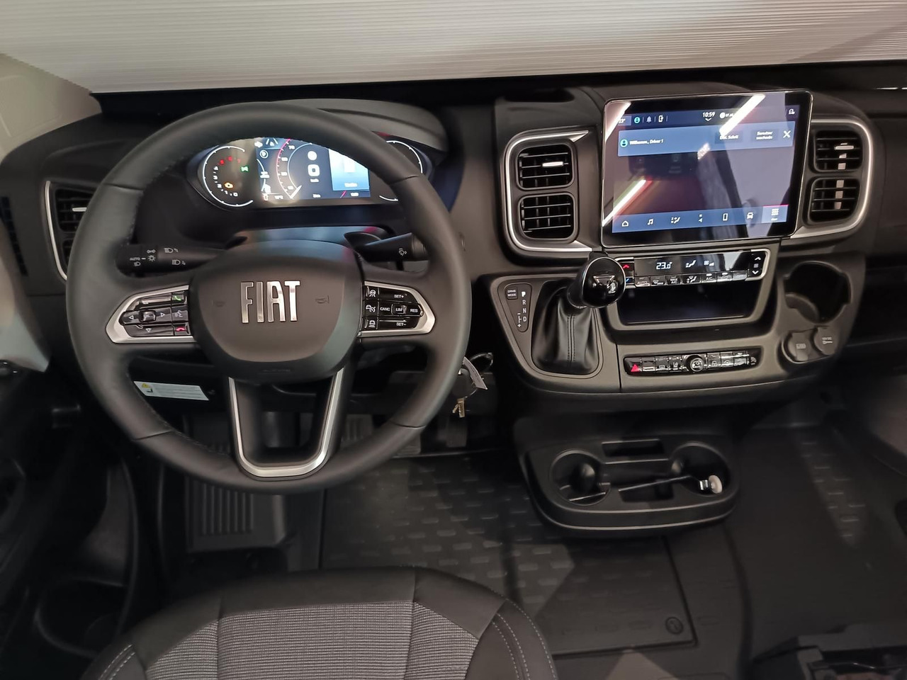 Лизинг на  Adria Twin Edition 640 SGX Maxi 132kW*138L KÜHLSCHRANK Adria Twin Edition 640 SGX Maxi 132kW*138L KÜHLSCHRANK: слика 23