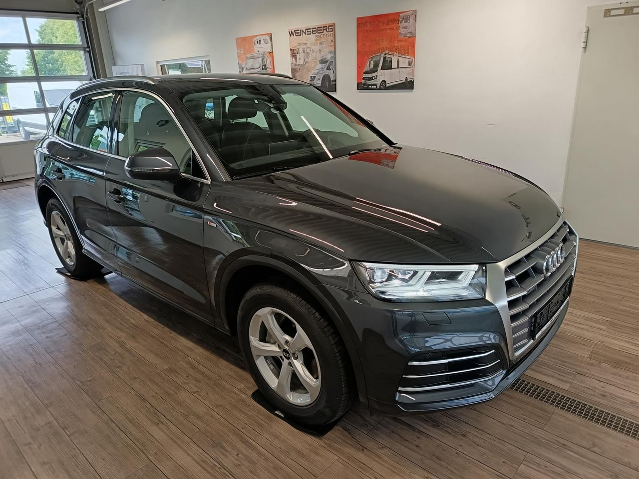 Audi Q5 40 TDI Quattro S-Line*AHK*NAVI*LED*R-KAM*DAB* - SUV: слика 3 Audi Q5 40 TDI Quattro S-Line*AHK*NAVI*LED*R-KAM*DAB* - SUV: слика 3