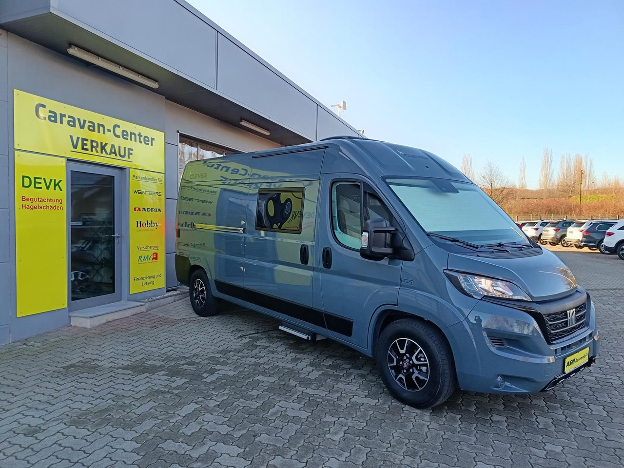 Clever Celebration 600 MJ24*AHK*MARKISE*ACC*R-KAM*RADIO - Кампер комбе: слика 2 Clever Celebration 600 MJ24*AHK*MARKISE*ACC*R-KAM*RADIO - Кампер комбе: слика 2