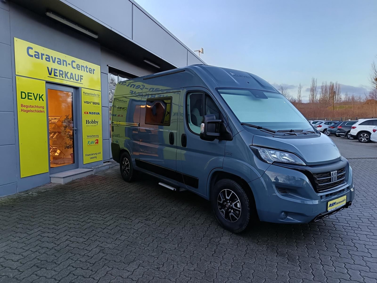 Clever Tour 540*BLACK EDITION*FINAL SALE RABATT*SOFORT* - Кампер комбе: слика 2 Clever Tour 540*BLACK EDITION*FINAL SALE RABATT*SOFORT* - Кампер комбе: слика 2