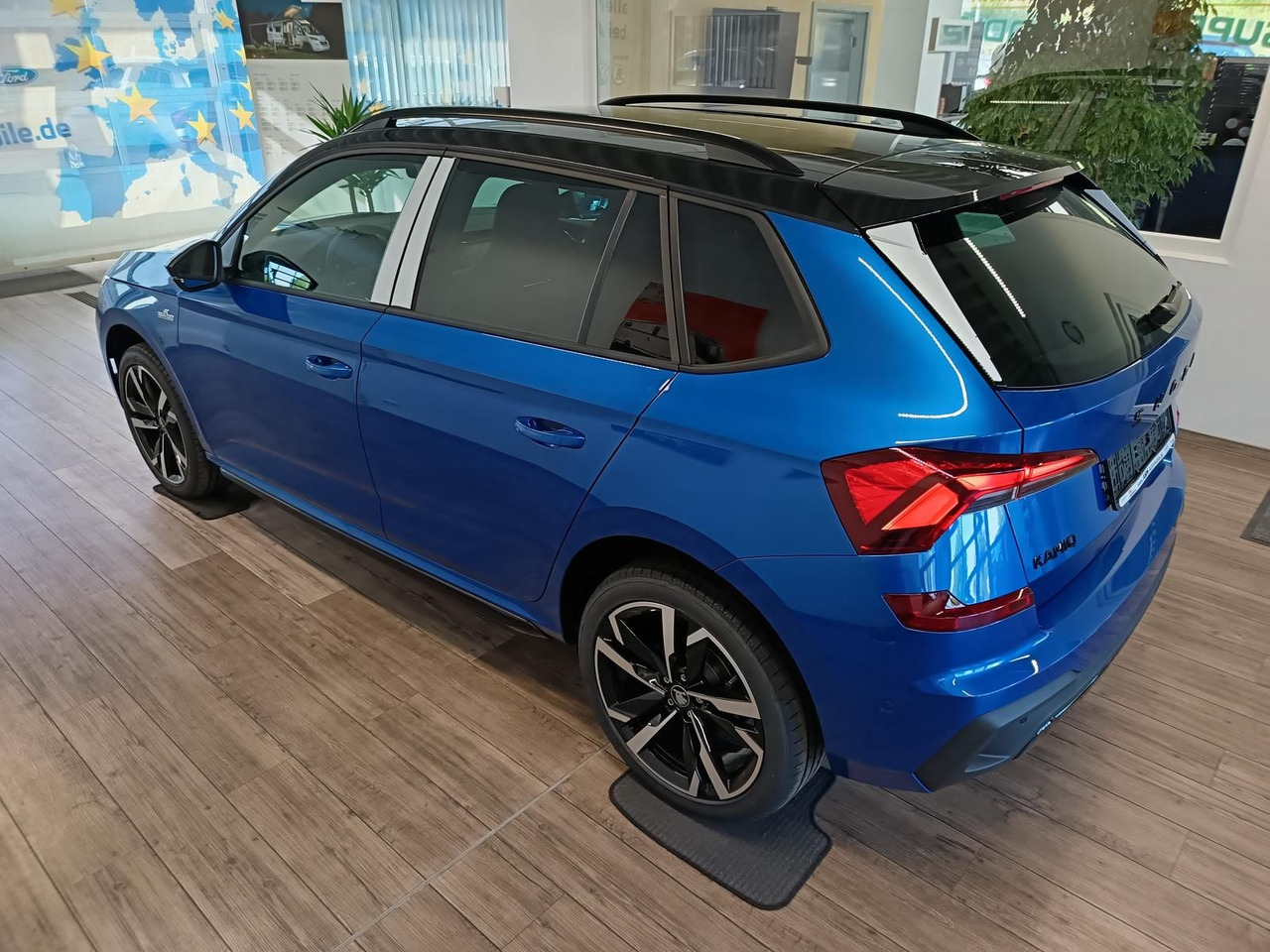Skoda Kamiq Monte Carlo 1,5 TSI DSG*PANO*AHK*5J.GARANT - SUV: слика 4 Skoda Kamiq Monte Carlo 1,5 TSI DSG*PANO*AHK*5J.GARANT - SUV: слика 4