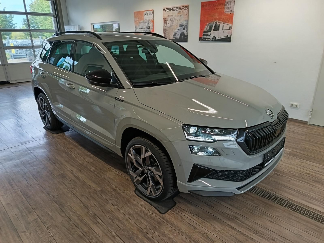 Skoda Karoq Sportline 1,5 TSI DSG*AHK*PSD*STD.HZG*NAVI - SUV: слика 3 Skoda Karoq Sportline 1,5 TSI DSG*AHK*PSD*STD.HZG*NAVI - SUV: слика 3