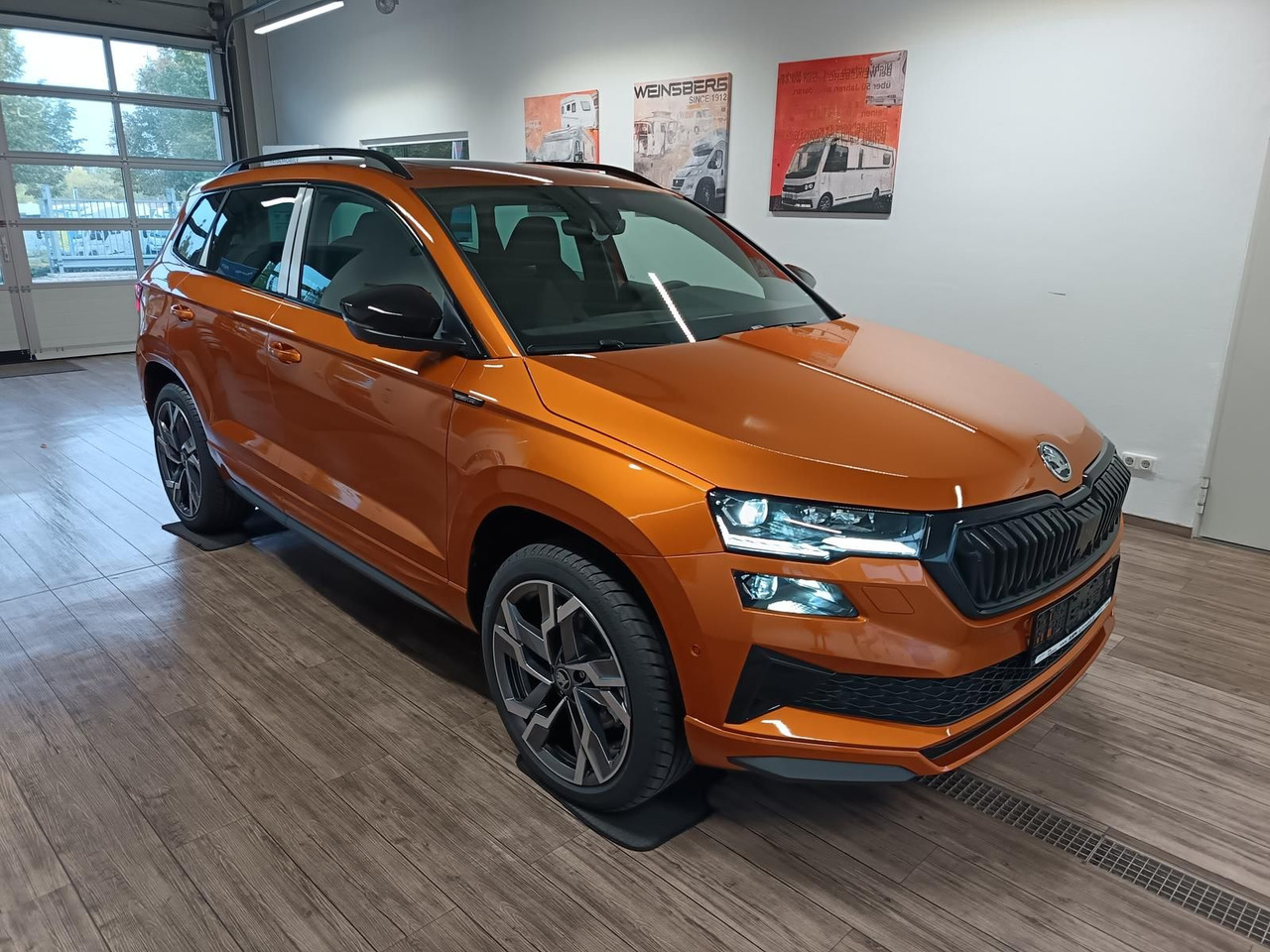 Skoda Karoq Sportline 2,0 TDI DSG 4x4*AHK*PSD*STD.HZG* - SUV: слика 3 Skoda Karoq Sportline 2,0 TDI DSG 4x4*AHK*PSD*STD.HZG* - SUV: слика 3