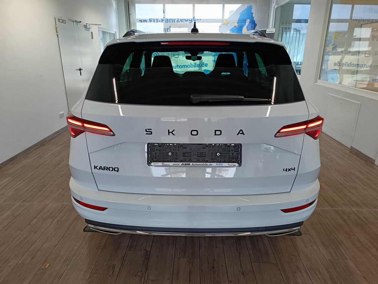 Skoda Karoq Sportline 2,0 TDI DSG 4x4*AHK*PSD*STD.HZG* - SUV: слика 5 Skoda Karoq Sportline 2,0 TDI DSG 4x4*AHK*PSD*STD.HZG* - SUV: слика 5