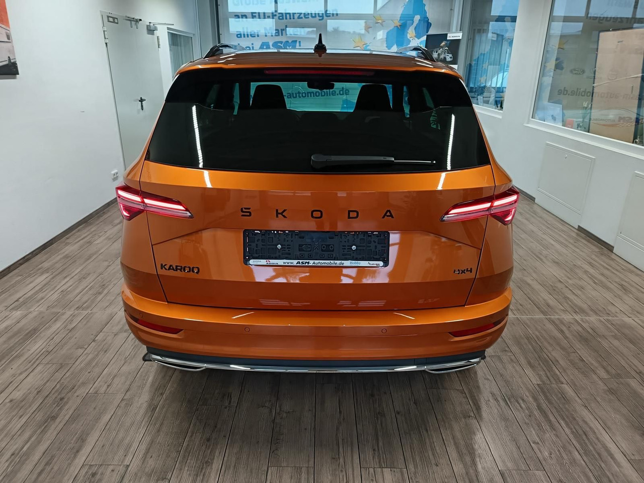 Skoda Karoq Sportline 2,0 TDI DSG 4x4*AHK*PSD*STD.HZG* - SUV: слика 5 Skoda Karoq Sportline 2,0 TDI DSG 4x4*AHK*PSD*STD.HZG* - SUV: слика 5