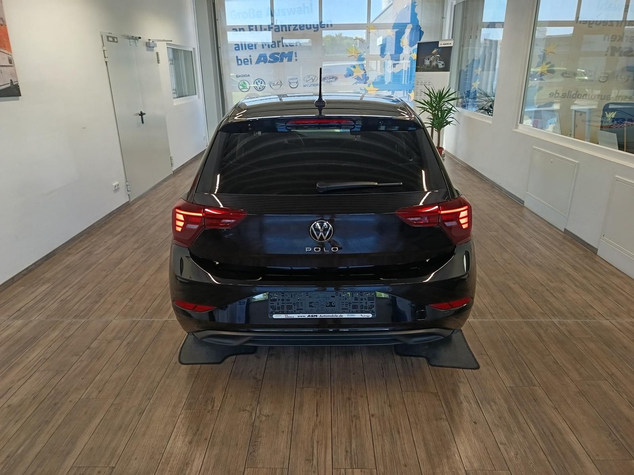 Volkswagen Polo Life 1.0 TSI 70kW DSG*LED*ACC*R-KAM*DAB*PDC - Автомобил: слика 5 Volkswagen Polo Life 1.0 TSI 70kW DSG*LED*ACC*R-KAM*DAB*PDC - Автомобил: слика 5