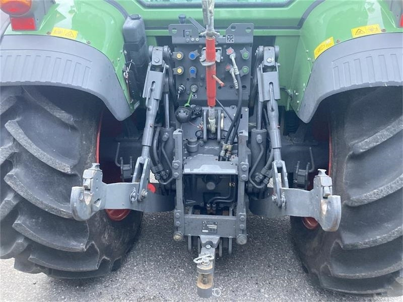 Fendt 211 Vario TMS - Трактор: слика 5 Fendt 211 Vario TMS - Трактор: слика 5