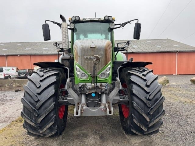 Fendt 828 Vario S4 Profi - Трактор: слика 3 Fendt 828 Vario S4 Profi - Трактор: слика 3