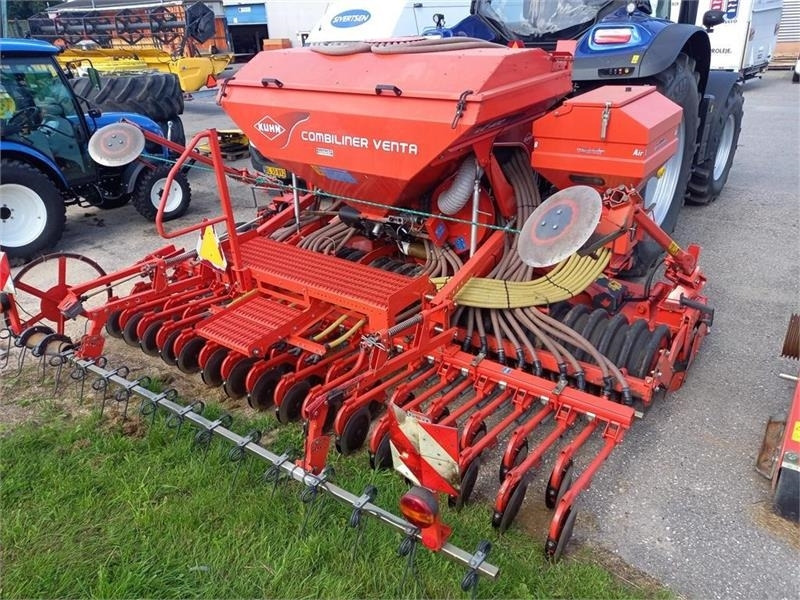 Kuhn Combiliner Venta 4 Meter. - Комбајнска семенска дупчалка: слика 3 Kuhn Combiliner Venta 4 Meter. - Комбајнска семенска дупчалка: слика 3
