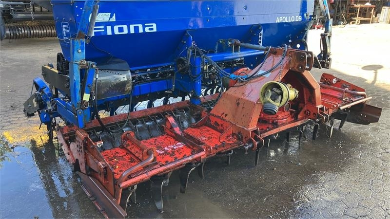 Kuhn HR 3001 M med Fiona Apollo - Комбајнска семенска дупчалка: слика 2 Kuhn HR 3001 M med Fiona Apollo - Комбајнска семенска дупчалка: слика 2