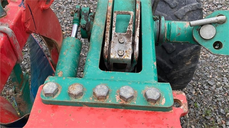 Kverneland EG 100-300-28 - Плуг: слика 5 Kverneland EG 100-300-28 - Плуг: слика 5