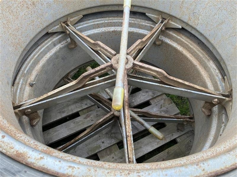 Molcon 16.9x38 5 armet bred - Гума за Земјоделска машина: слика 2 Molcon 16.9x38 5 armet bred - Гума за Земјоделска машина: слика 2