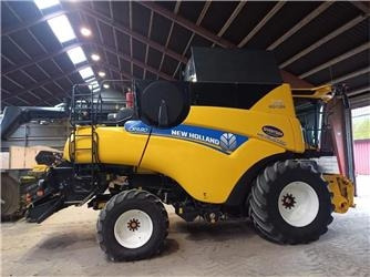 New Holland CR9.80 - Комбајн: слика 1 New Holland CR9.80 - Комбајн: слика 1