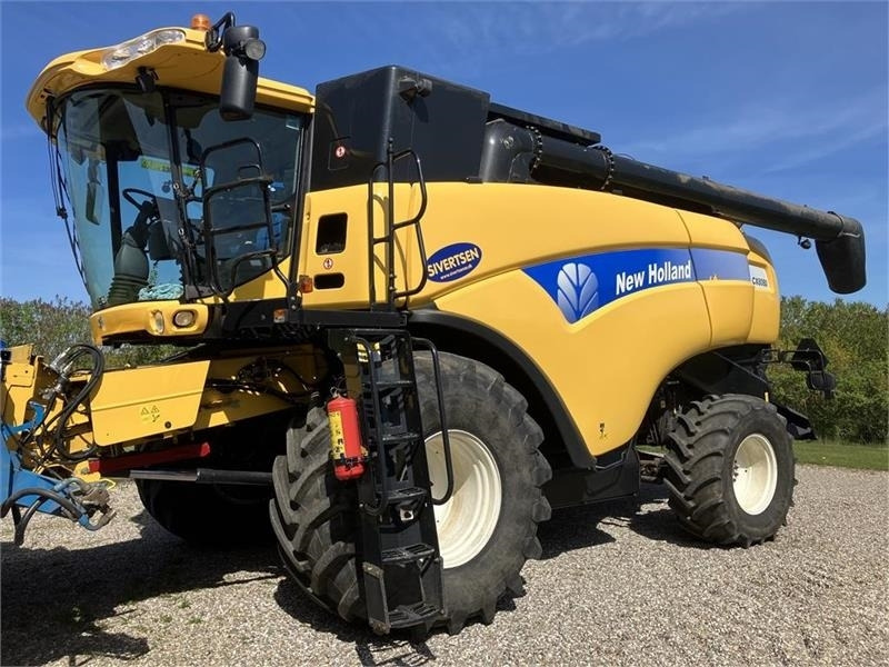New Holland CX 8080 SLH - Комбајн: слика 1 New Holland CX 8080 SLH - Комбајн: слика 1