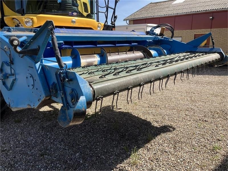 Комбајн New Holland CX 8080 SLH: слика 15