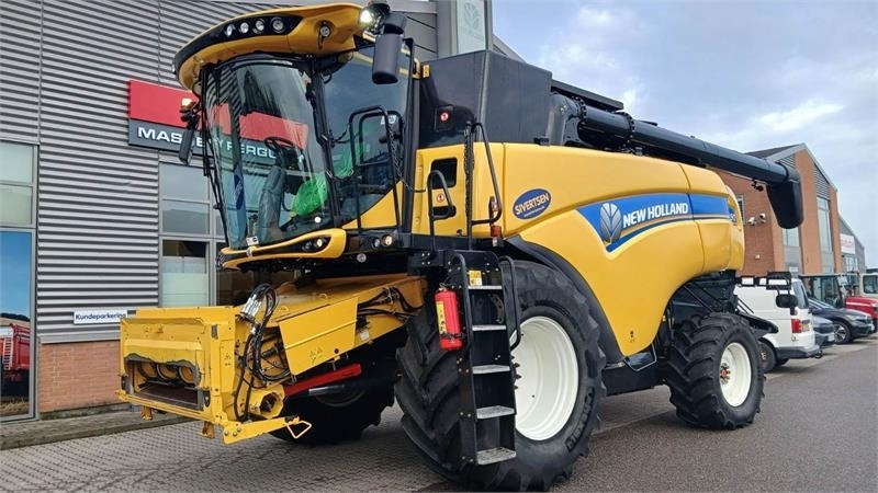 New Holland CX8.90 SLH - Комбајн: слика 2 New Holland CX8.90 SLH - Комбајн: слика 2