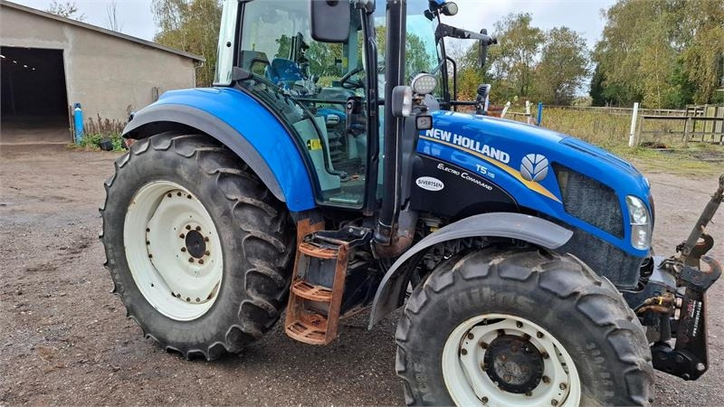 New Holland T5.115 EC - Трактор: слика 2 New Holland T5.115 EC - Трактор: слика 2