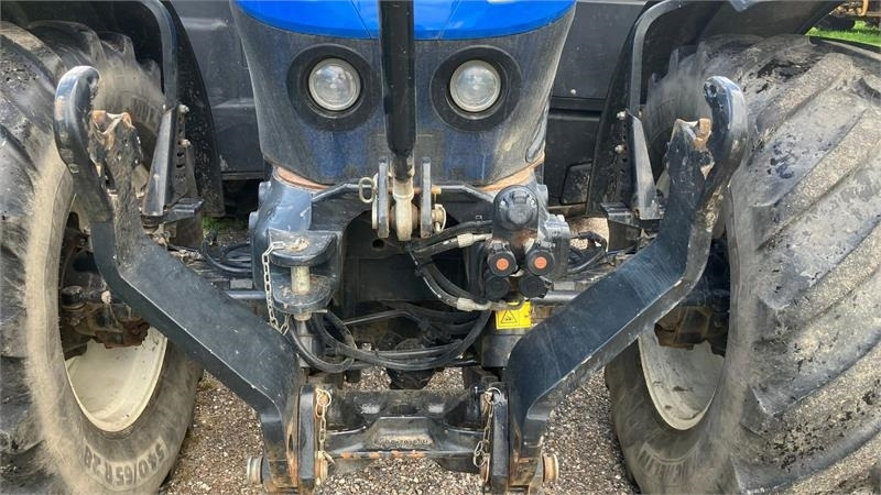 New Holland T7.175 Auto Command - Трактор: слика 3 New Holland T7.175 Auto Command - Трактор: слика 3