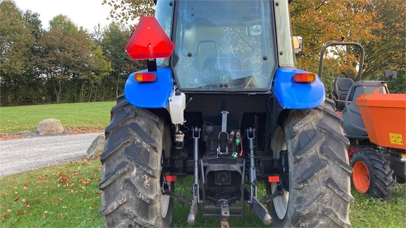 New Holland TD90D - Трактор: слика 3 New Holland TD90D - Трактор: слика 3