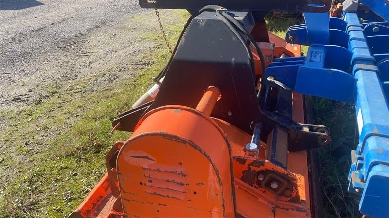 Perfect KM-270 Front og Bagmontering - Косилка: слика 3 Perfect KM-270 Front og Bagmontering - Косилка: слика 3