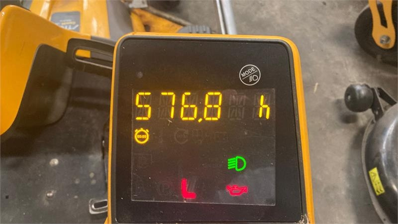 Stiga Park Pro 540IX 4WD 125 Combi Pro el. - Градинарска косилка: слика 4 Stiga Park Pro 540IX 4WD 125 Combi Pro el. - Градинарска косилка: слика 4